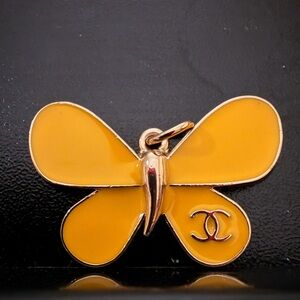 CHANEL Gold and Yellow Butterfly zipper pull
